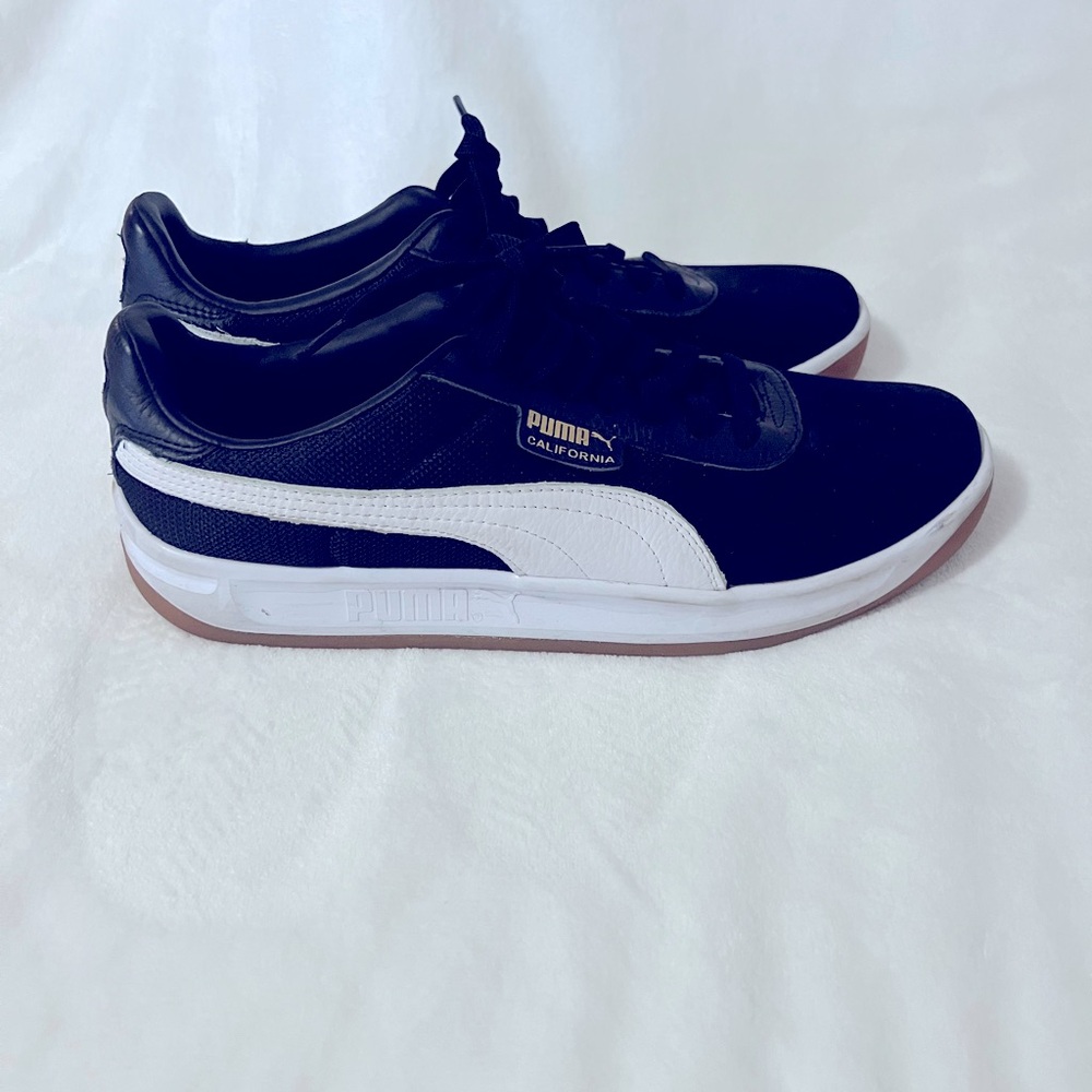 Puma sneakers